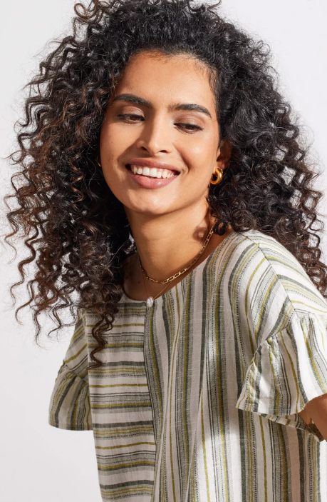 TIE-FRONT BLOUSE WITH FRILLED SLEEVE