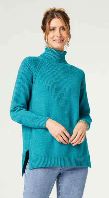 Dafne Cable Accent Sweater