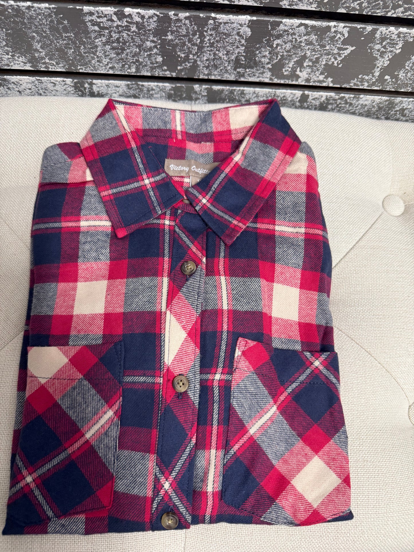 Victory Outfitters Ladies' Plaid Flannel Button Up Shirt w/Two Chest Pockets